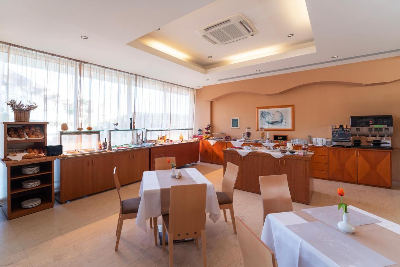 Lejlighedshotel Athineon 4*